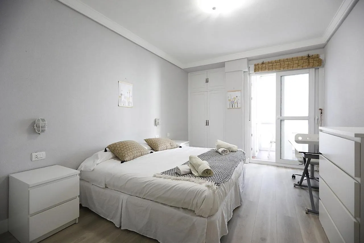 Precioso Piso Centrico Con Aparcamiento Gratuito Apartment San Sebastian Spain